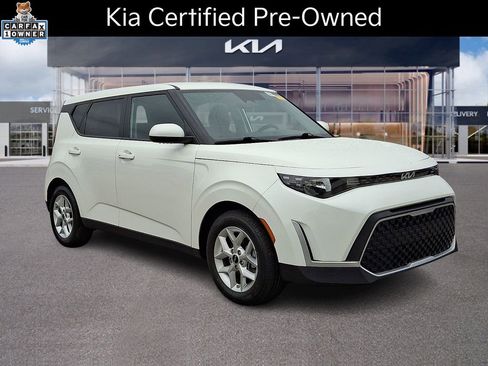 Certified 2023 Kia Soul S FWD image 1