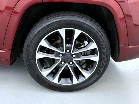 Certified 2022 Jeep Grand Cherokee Overland image 22