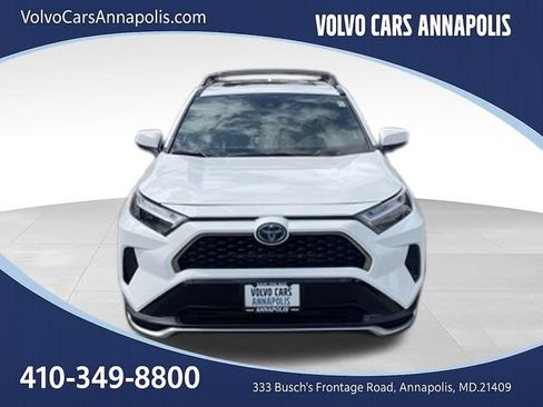 Used 2022 Toyota RAV4 SE w/ Weather & Moonroof Package AWD/4WD image 2