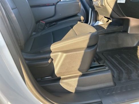New 2025 Chevrolet Silverado 2500 W/T w/ WT Convenience Package image 31
