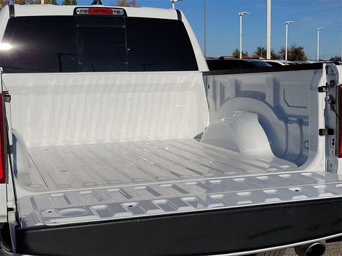 Used 2022 RAM 1500 Laramie image 15