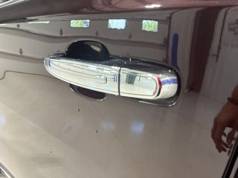 Used 2023 Chevrolet Traverse High Country w/ LPO, Floor Liner Package AWD/4WD image 12