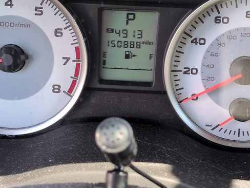 Used 2013 Subaru Impreza 2.0i Sport Premium AWD/4WD image 2