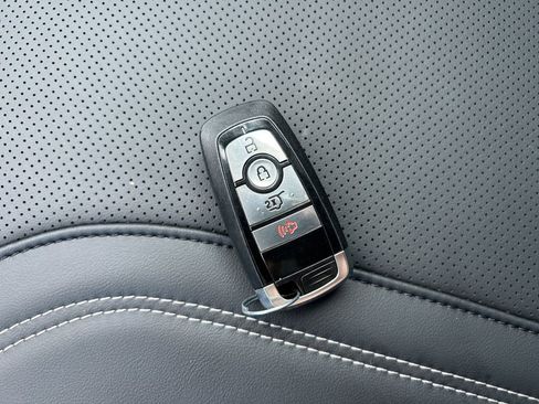 Used 2023 Ford Mustang Mach-E Premium image 32