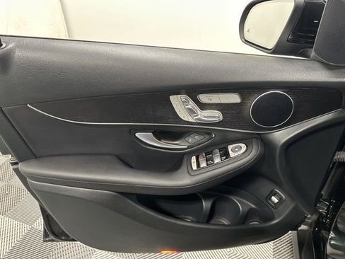Used 2021 Mercedes-Benz GLC 300 4MATIC image 14