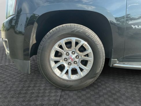 Used 2019 GMC Yukon XL SLT AWD/4WD image 14