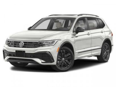 Certified 2023 Volkswagen Tiguan SE R-Line
