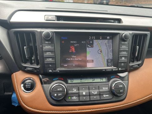 Certified 2016 Toyota RAV4 Limited image 6