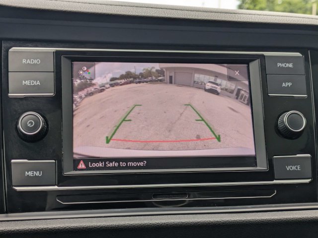 Used 2024 Volkswagen Jetta SE FWD image 28