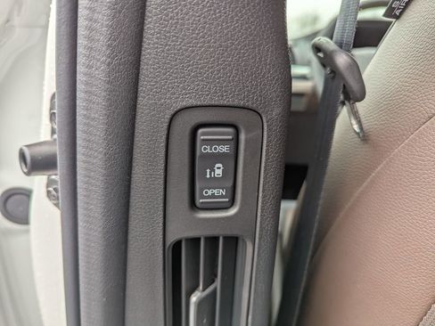 New 2026 Honda Odyssey Touring image 15