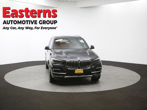 Used 2022 BMW X5 xDrive40i w/ Premium Package AWD/4WD image 57