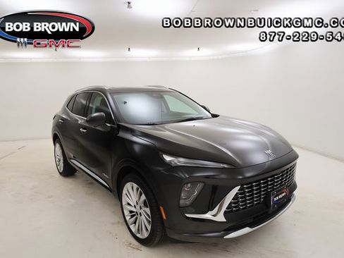 Used 2024 Buick Envision Avenir image 1