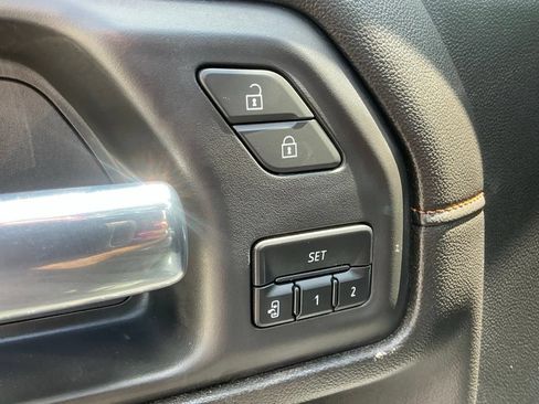 Used 2023 GMC Sierra 3500 AT4 w/ AT4 Premium Plus Package AWD/4WD image 29