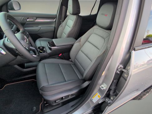 Used 2026 GMC Terrain AT4 image 18