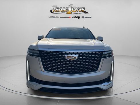 Used 2021 Cadillac Escalade Premium Luxury AWD/4WD image 2