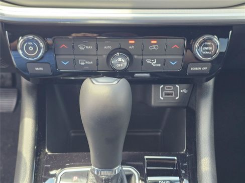 New 2026 Jeep Compass Limited AWD/4WD image 28