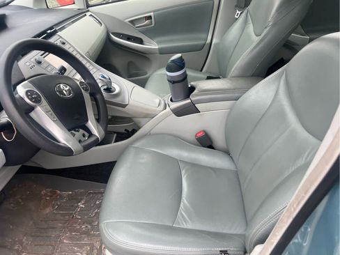 Used 2014 Toyota Prius Three w/ Solar Roof Package image 7