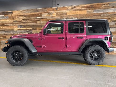 Used 2024 Jeep Wrangler Unlimited Sport AWD/4WD image 7