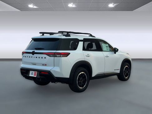 New 2026 Nissan Pathfinder Rock Creek image 9