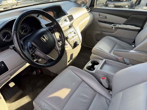 Used 2012 Honda Odyssey Touring Elite image 12