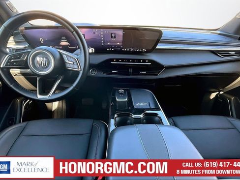 Used 2025 Buick Enclave Preferred image 7