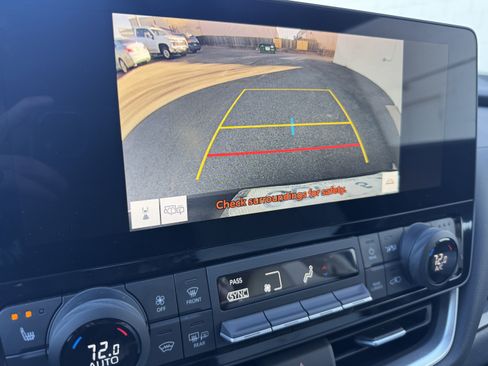 Used 2025 Toyota Grand Highlander XLE image 26