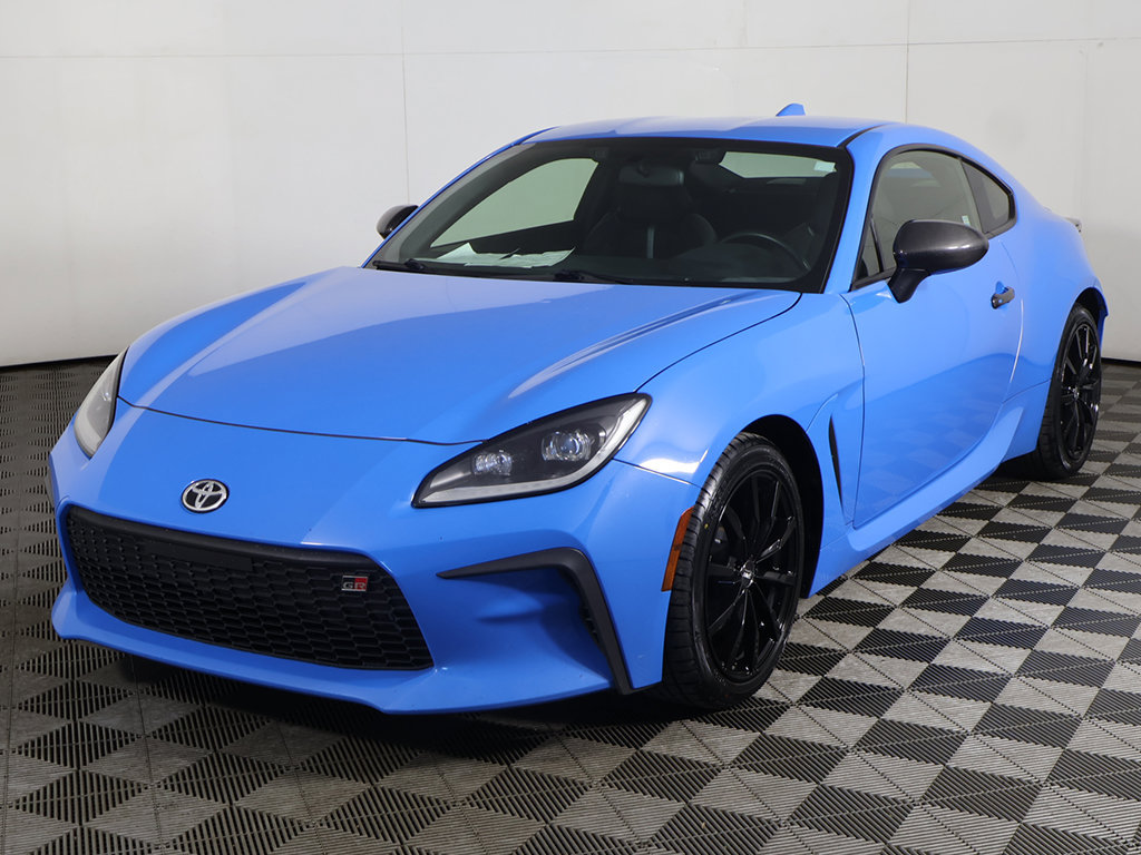 Used 2023 Toyota GR86 Premium RWD image 7