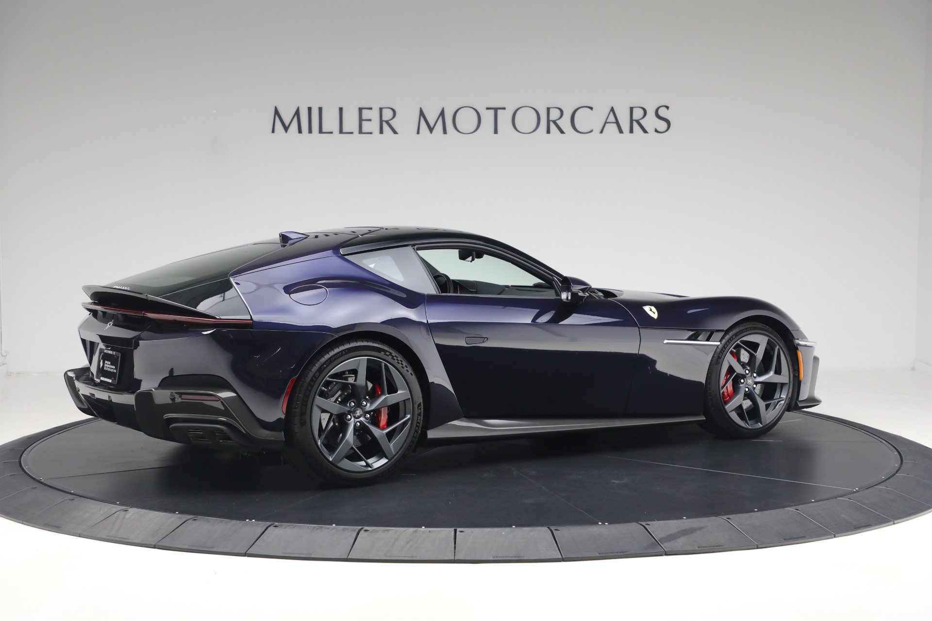 Used 2025 Ferrari 12Cilindri RWD image 8
