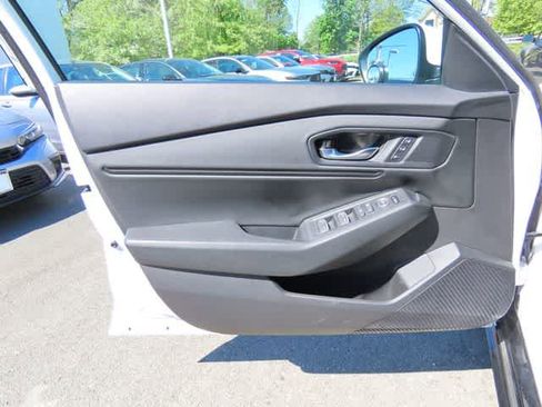 Used 2025 Honda Accord EX-L image 15