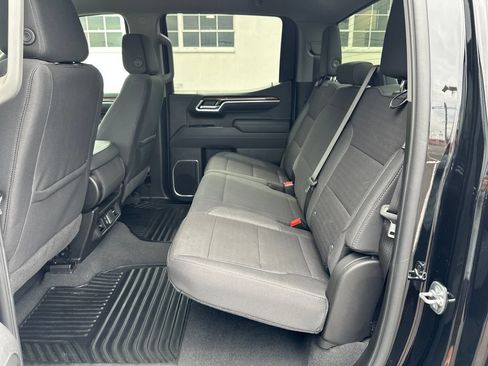 Used 2026 Chevrolet Silverado 1500 LT AWD/4WD image 15