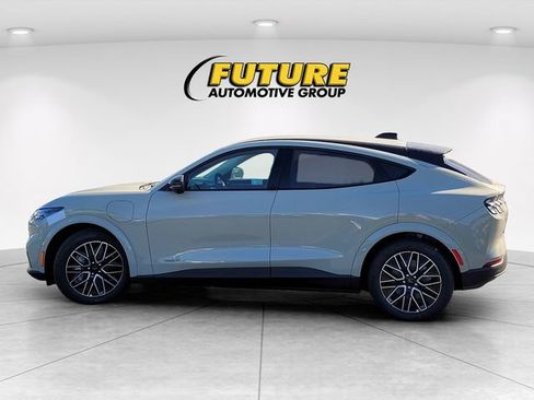 New 2025 Ford Mustang Mach-E Premium image 7