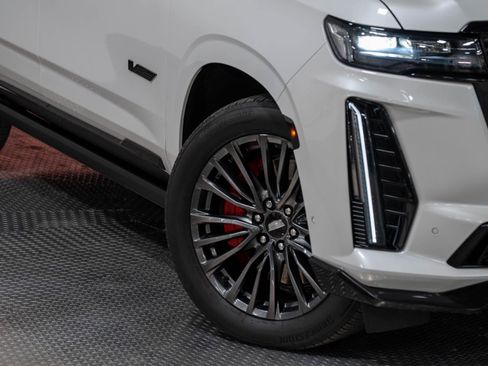 Used 2023 Cadillac Escalade V image 38