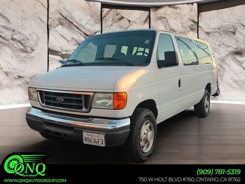 Used 2007 Ford E-350 and Econoline 350 XLT image 1