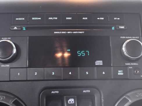 Used 2016 Jeep Wrangler Unlimited Sport w/ Quick Order Package 24S image 17