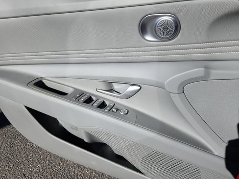 New 2026 Hyundai Elantra SEL Sport image 9