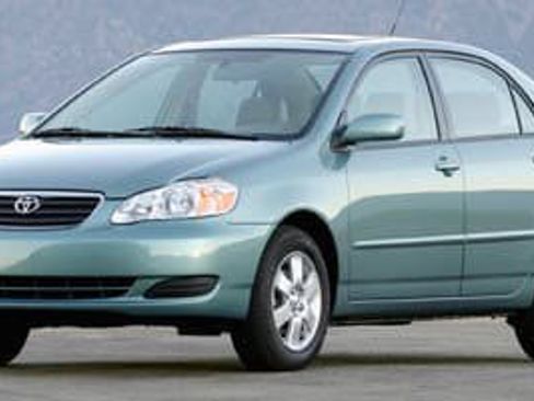 Used 2005 Toyota Corolla FWD image 1