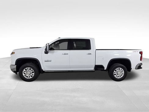 New 2026 Chevrolet Silverado 2500 LTZ w/ LTZ Premium Texas Edition AWD/4WD image 4