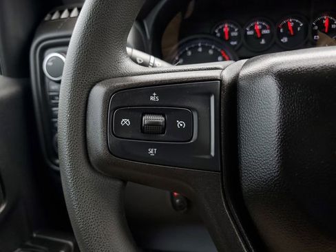 Used 2019 Chevrolet Silverado 1500 Custom Trail Boss w/ Custom Convenience Package AWD/4WD image 28