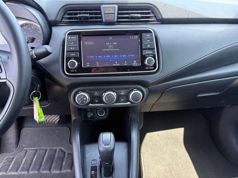 Used 2025 Nissan Versa S w/ Trunk Package FWD image 19