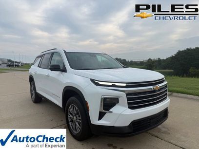 Used 2026 Chevrolet Traverse LT w/ Driver Confidence Package