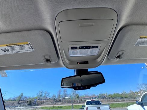 Used 2015 GMC Canyon SLT w/ Driver Alert Package image 29