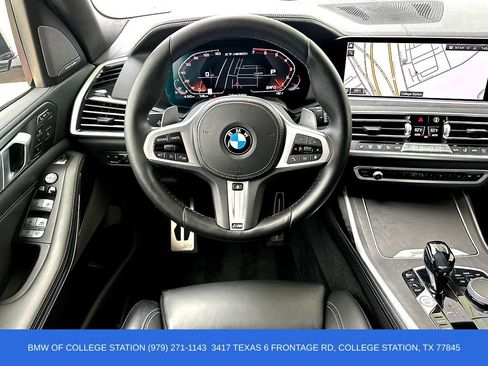 Used 2022 BMW X7 M50i w/ Cold Weather Package AWD/4WD image 23