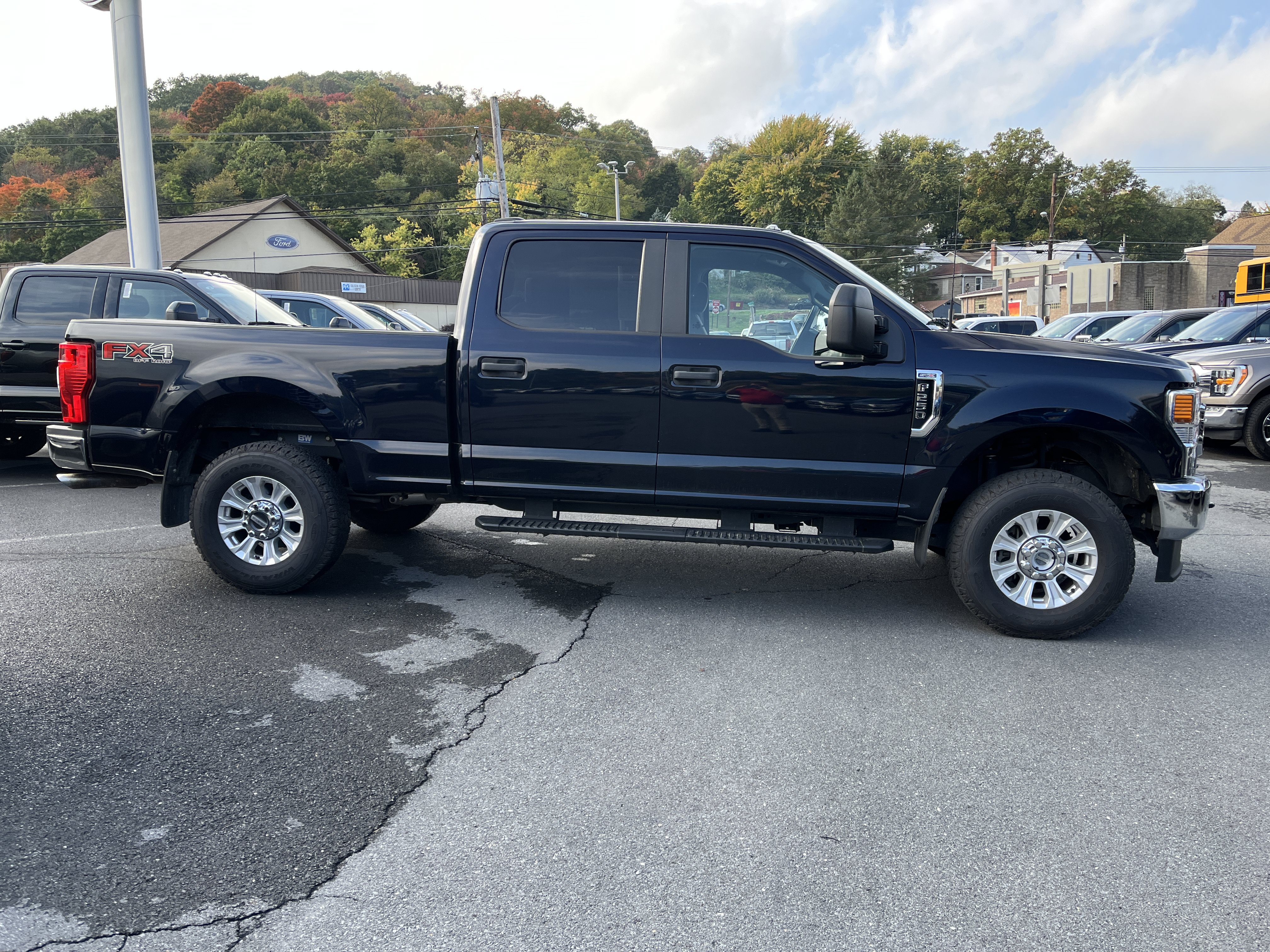 Used 2021 Ford F250 XL w/ STX Appearance Package AWD/4WD image 5