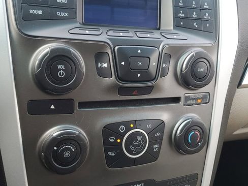 Used 2014 Ford Explorer FWD image 25