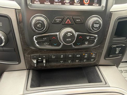 Used 2017 RAM 2500 Limited AWD/4WD image 28