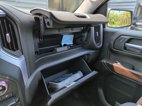 Used 2020 GMC Sierra 1500 Elevation w/ Elevation Value Package AWD/4WD image 43