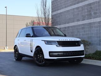 Used 2023 Land Rover Range Rover SE video 1