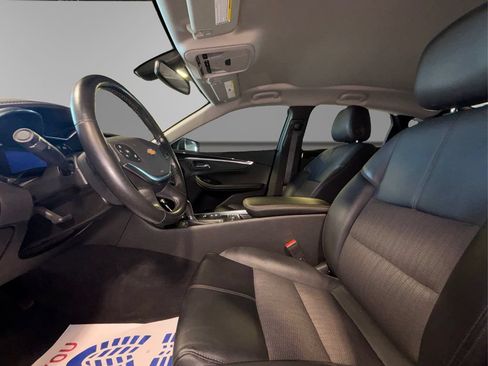 Used 2020 Chevrolet Impala LT w/ LT Convenience Package FWD image 12