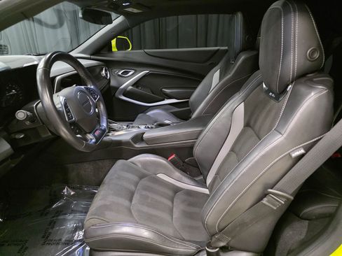 Used 2020 Chevrolet Camaro SS image 17
