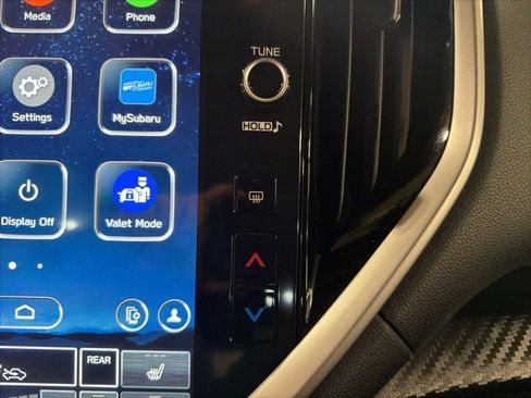 Used 2023 Subaru Ascent Premium w/ Convenience Package image 36